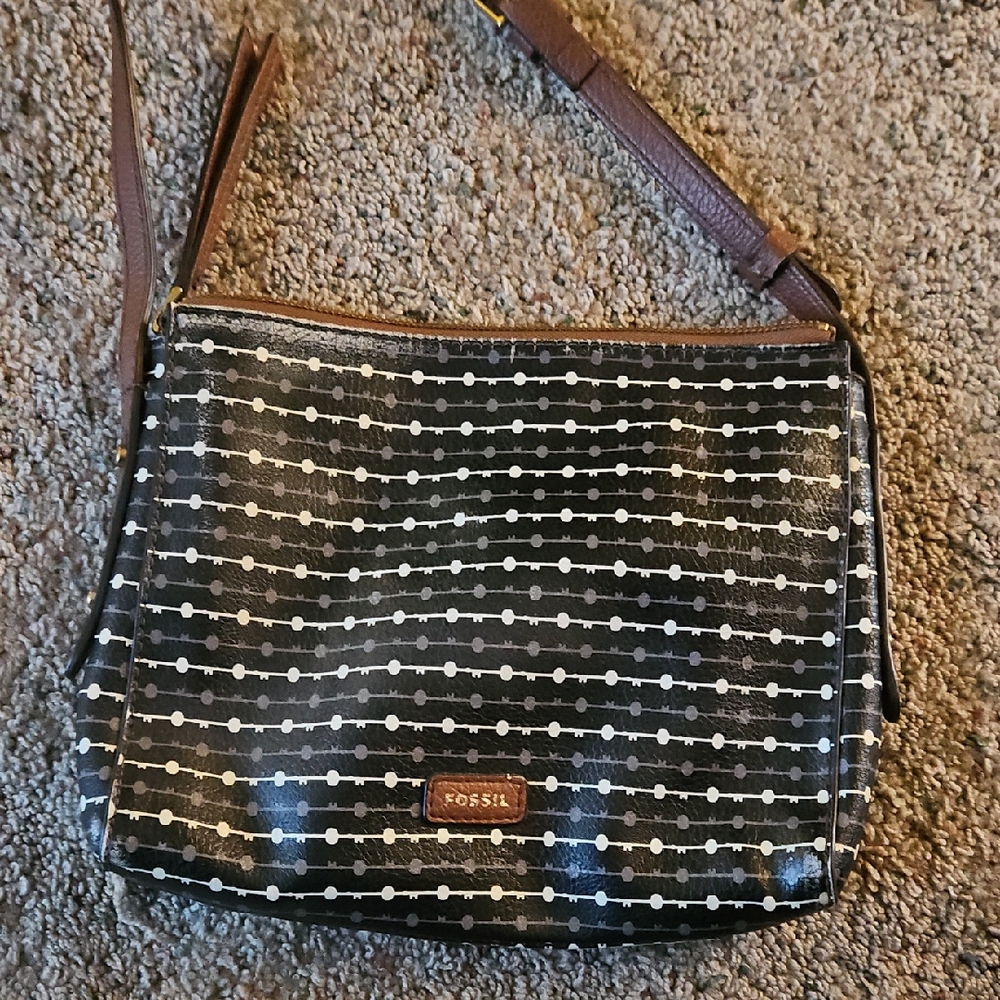 Fossil Black and White Crossbody Bag with Brown Strap